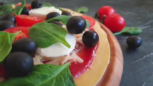 Pizza Tomato Olives Concrete Background — Stock Video