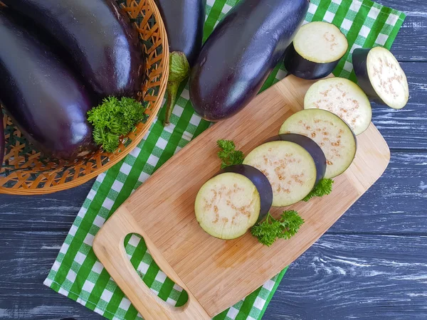 Raw Eggplant Cut Wooden Background — Stock Photo, Image