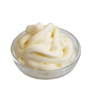 Beyaz arka planda izole edilmiş cam bir kavanozda mayonez.