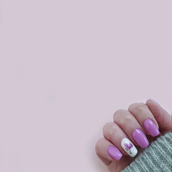Female Hand Beautiful Manicure Sweater — Stock Photo, Image
