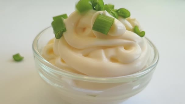 Boîte Avec Mayonnaise Oignons Verts — Video