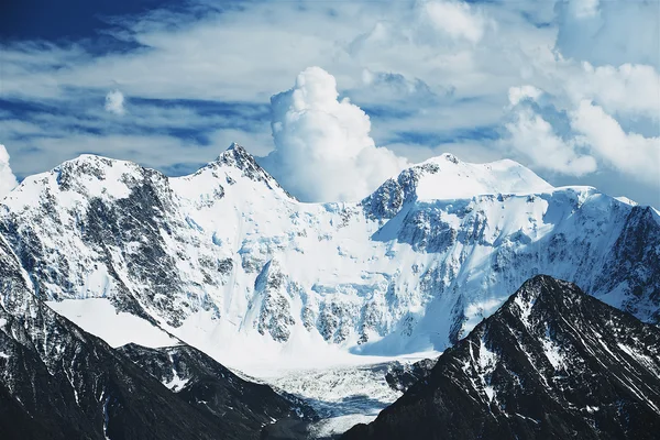 Alta neve montanha Belukha — Fotografia de Stock