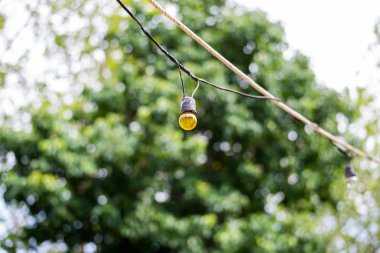 Bokeh arka plan asılı lamba.