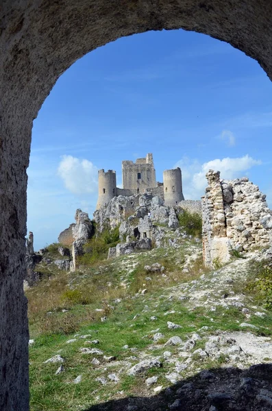 Um castelo antigo — Fotografia de Stock
