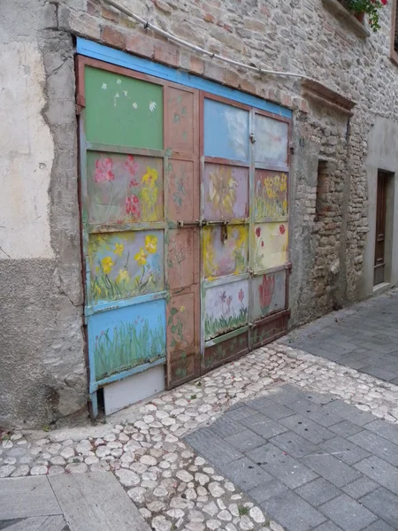 Uma porta velha colorida — Fotografia de Stock