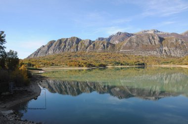 Sonbaharın güzel dağlar 