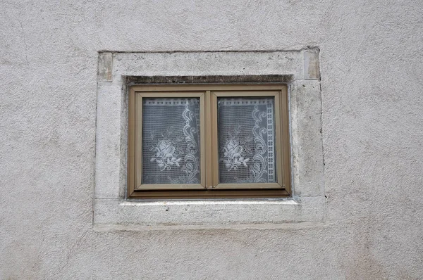 Uma janela antiga — Fotografia de Stock
