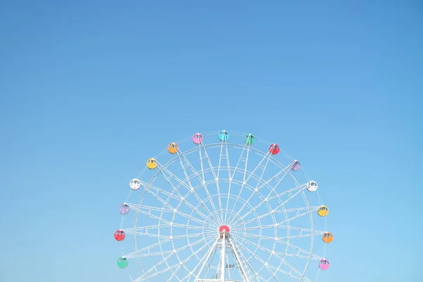 Colorful ferris wheel — Stock Photo, Image