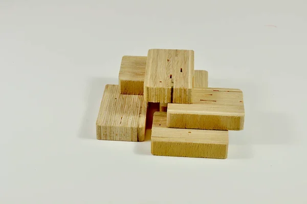 Pequenos blocos de madeira — Fotografia de Stock