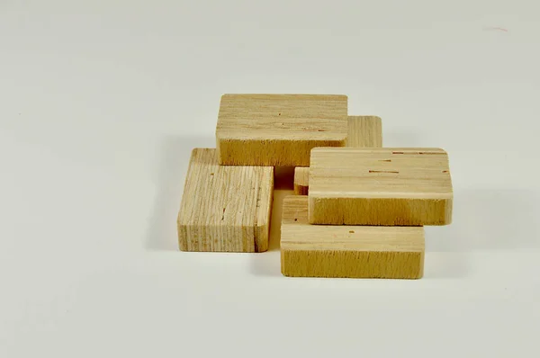 Маленькі блоки з дерева — стокове фото