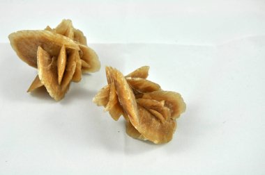 mineral çöl gülü