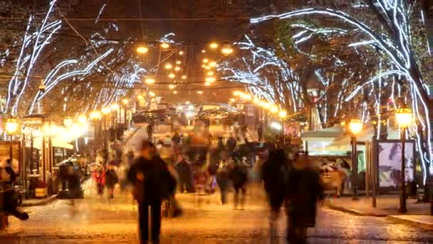 法国巴黎 2018年12月22日 著名的皇家街 Royal Street Royale 的圣诞灯饰 巴黎街头的圣诞市场 巴黎的夜生活 时间间隔 — 图库视频影像