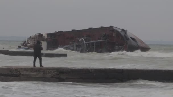 Odessa Ukraine 2019 Épave Pétrolier Delfi Sur Plage Odessa Catastrophe — Video
