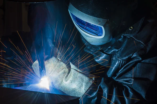 Industrial steel welder in factory — Stock Photo, Image