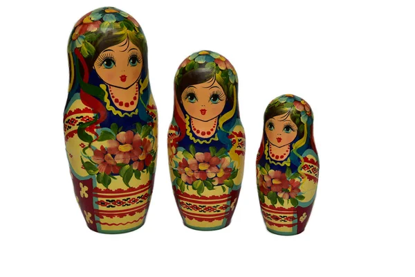 Matrioshka ou babushkas bonecas em um fundo branco — Fotografia de Stock