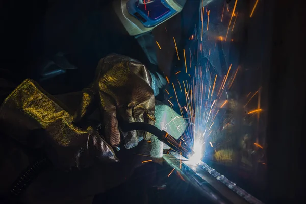 Fabrika teknik endüstriyel çelik Kaynakçı,