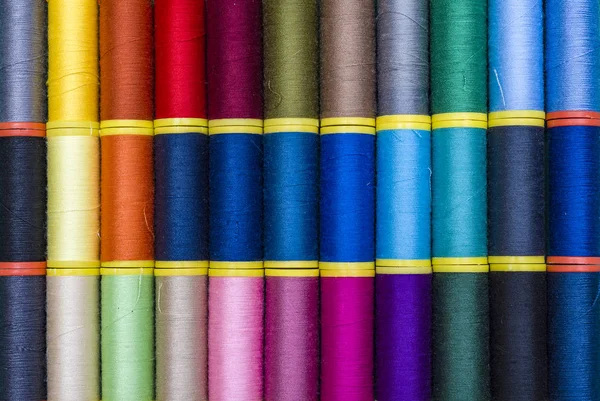 Background of colourful thread spools — Stock Photo, Image