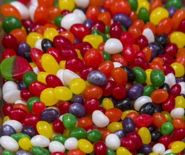 Çeşitli jelibonlar. Renkli görüntü arka planlar için harika. Uzak çekim.