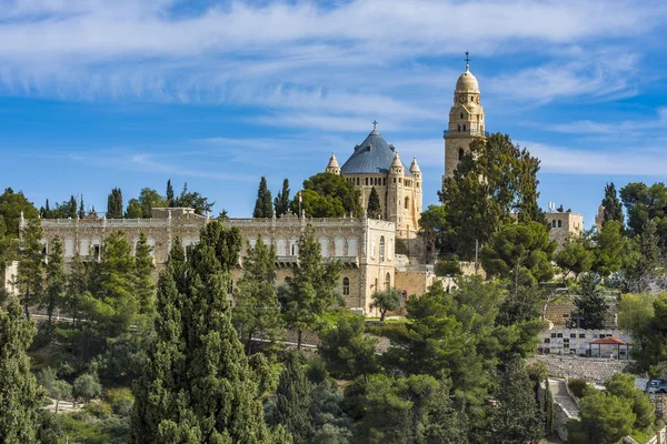 Israël, Jeruzalem, Hagia Maria Sion Abdij Dormition Abbey Oude Stad vlakbij de Sion Gate. Het stond vroeger bekend als de Abbe. — Stockfoto
