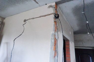 electrica probatur praeparatio muros alt kablolama