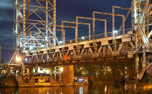 Köprü kaldırma, denge, destek, gece, nehir, salıncak,