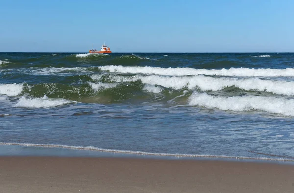 Navio, pesca, mar, ondas, pesca, peixe, mineração, à direita, cruzador — Fotografia de Stock