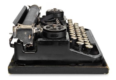Lehçe alfabe ke ile eski antika vintage taşınabilir daktilo