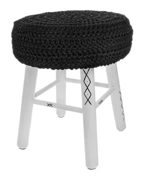 手工制作的凳子。白色和黑色的椅子 — 图库照片