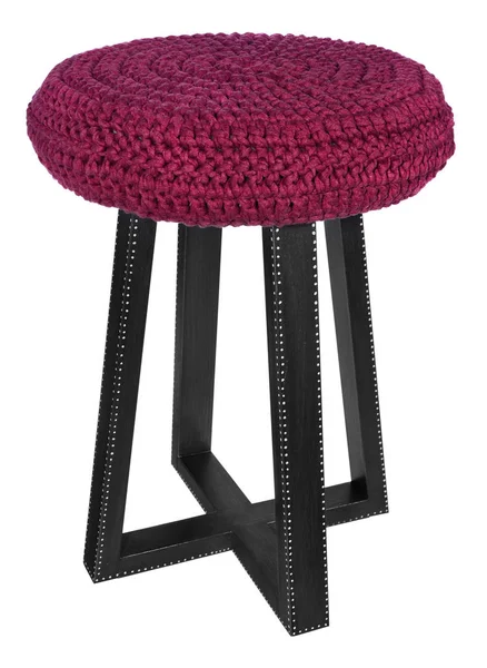 Siyah beyaz noktalar ile el yapımı dışkı. Kırmızı yuvarlak koltuk woo