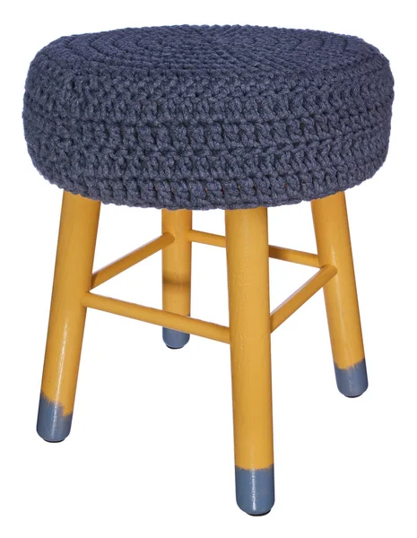 手工制作凳子黄色和灰色。圆的位子在灰色、 羊毛制的母校 — 图库照片