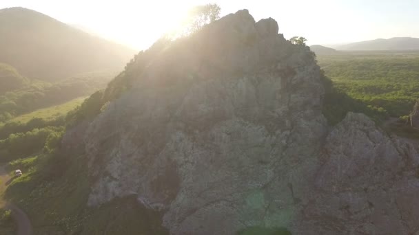 Kamçatka harika doğası. Rock çember — Stok video