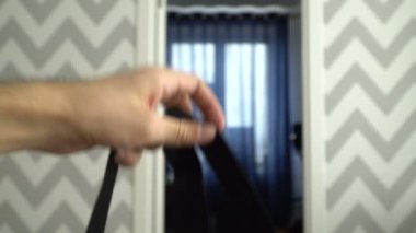 Sanal gerçeklik maskesi. Yakın çekim. Bir sanal gerçeklik kulaklık an immersive grafik deneyim tanıyor