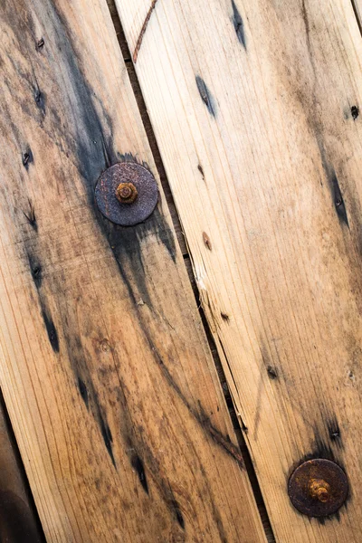 Ahşap elektrik kablo makaraları