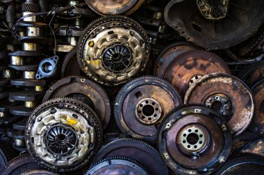 Kullanılmış motor parçaları, paslı metal desen arka planı, & Makro çekimini kapat, Seçici odak noktası