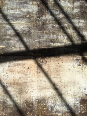 Eski kırık ahşap desen arka plan, kahverengi renk, yakın çekim, ışık ve gölge çekimi