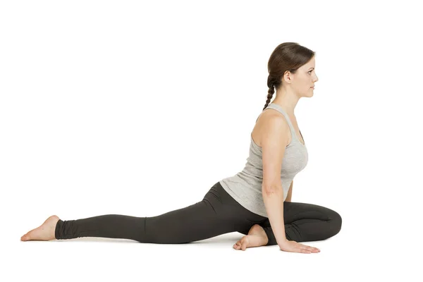 Yoga woman gray _ Eka Pada Rajakapotasana1 — стоковое фото