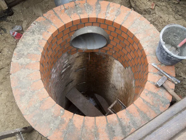 Yuvarlak kanal erişim yapım aşamasında