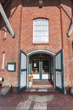 Windmill Esens entry