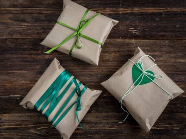 Vintage hediye kutusu sarılmış