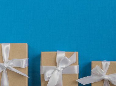 Vintage hediye kutusu sarılmış