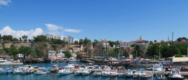 Antalya, Türkiye'de limanında tekneler