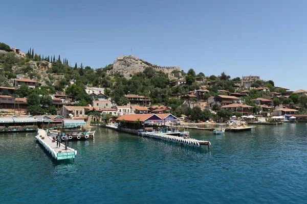 Kaleköy ve Simena Kalesi Kekova Adası Türkiye'de liman