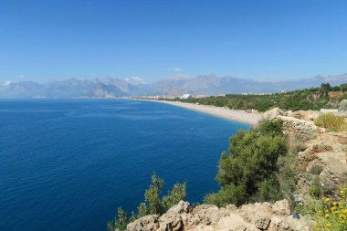 Konyaaltı Plajı ve Toros Dağları, Antalya, Türkiye