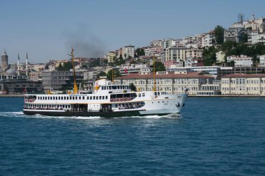 Galata ve Beyoğlu ile İstanbul'un Asya Yakasından Boğaz Feribotu