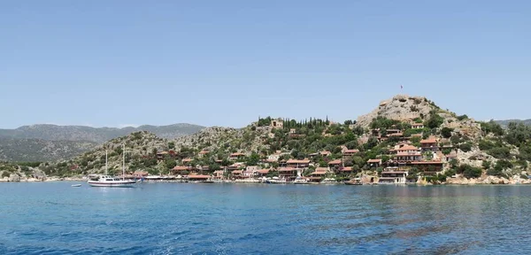 Kaleköy ve Simena Kalesi Kekova Adası Türkiye'de liman