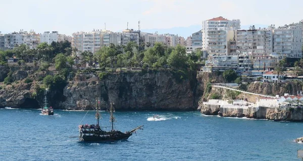 Zgrabny statek portu Oldtown Antalya - Kaleici, Turcja — Zdjęcie stockowe