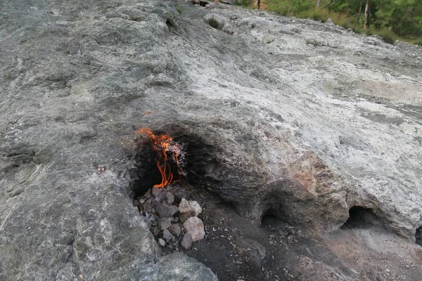 Çıralı Olympos Chimera Yanartaş Türkiye'de ebedi alevleri