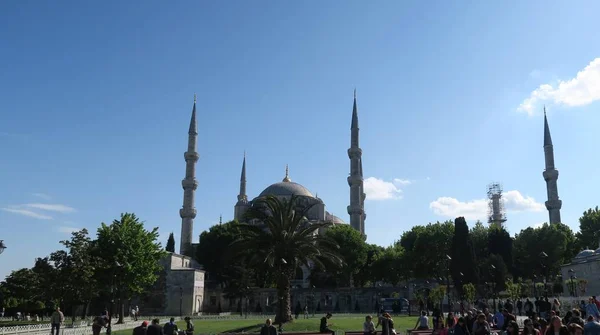 Blue Mosque - Sultan-Ahmet-Camii, in Istanbul, Turkey. — Stock Photo, Image