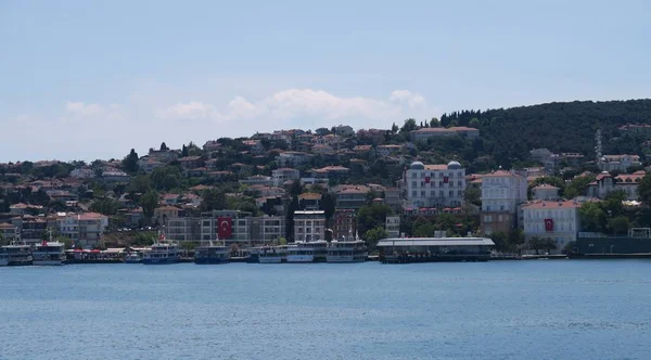 Marmara 바다, 이스탄불, 터키의 가까이에서 프린스 아일랜드 Buyukada — 스톡 사진