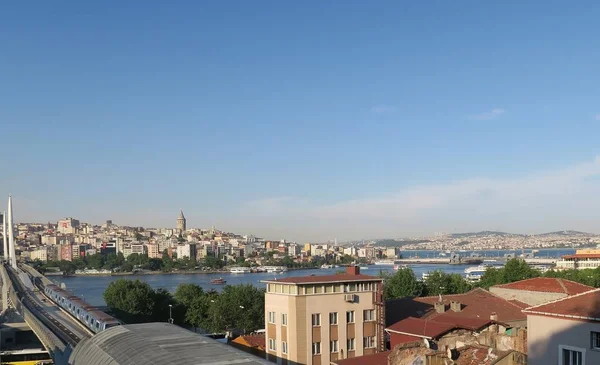 Haliç ve Galata - Istanbul, Türkiye'de Beyoğlu İlçesi Fatih görünümünden